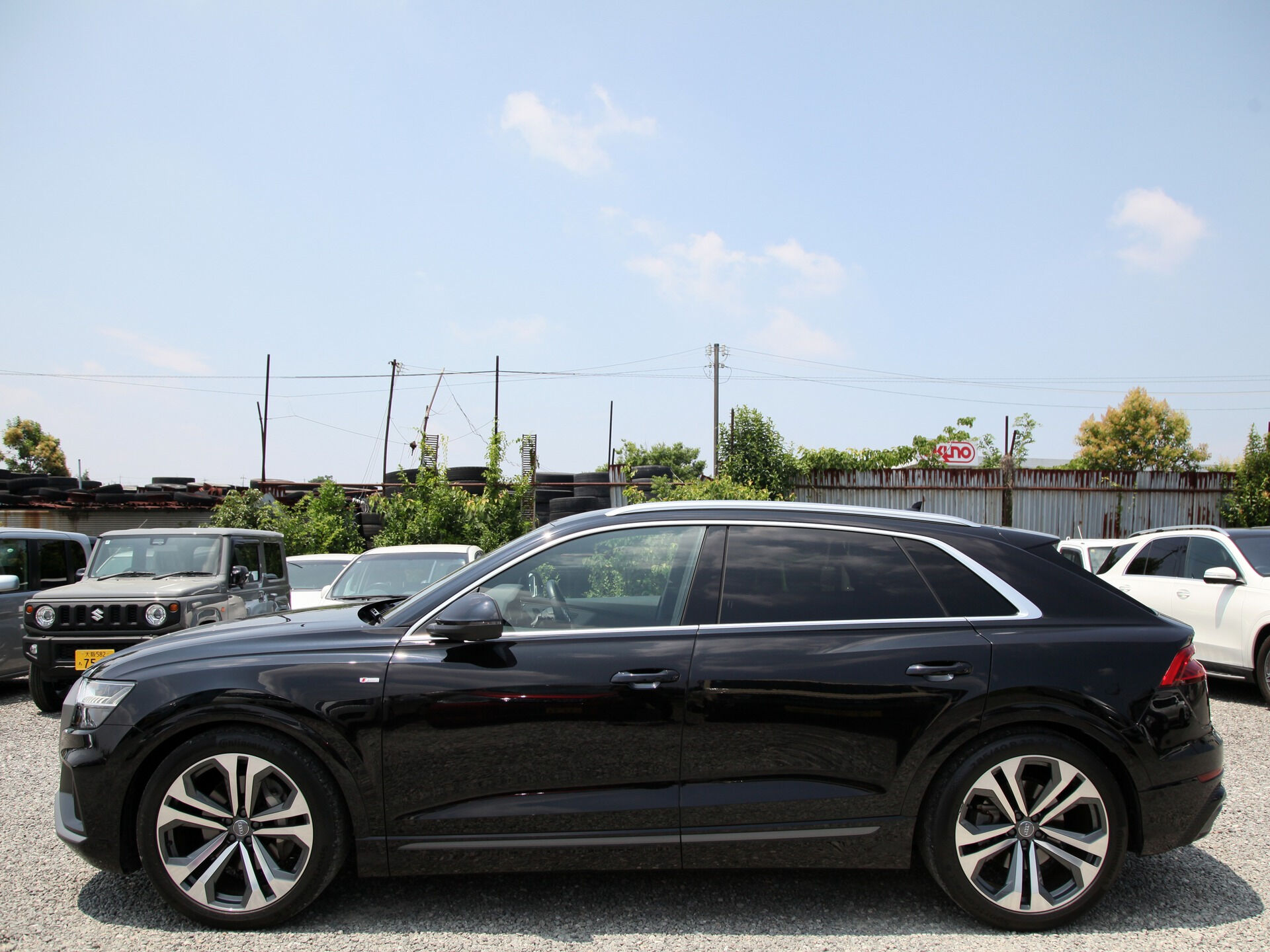 令和1年式 アウディQ8入庫しました🚗✨