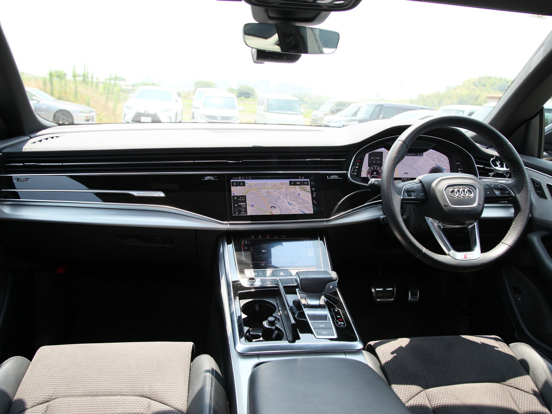 令和1年式 アウディQ8入庫しました🚗✨