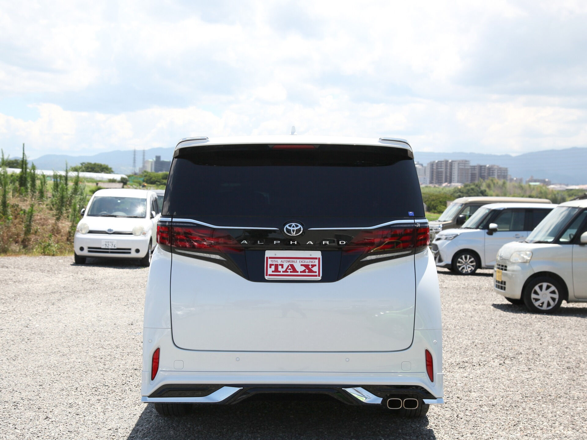 令和6年式 アルファード入庫しました🚗✨