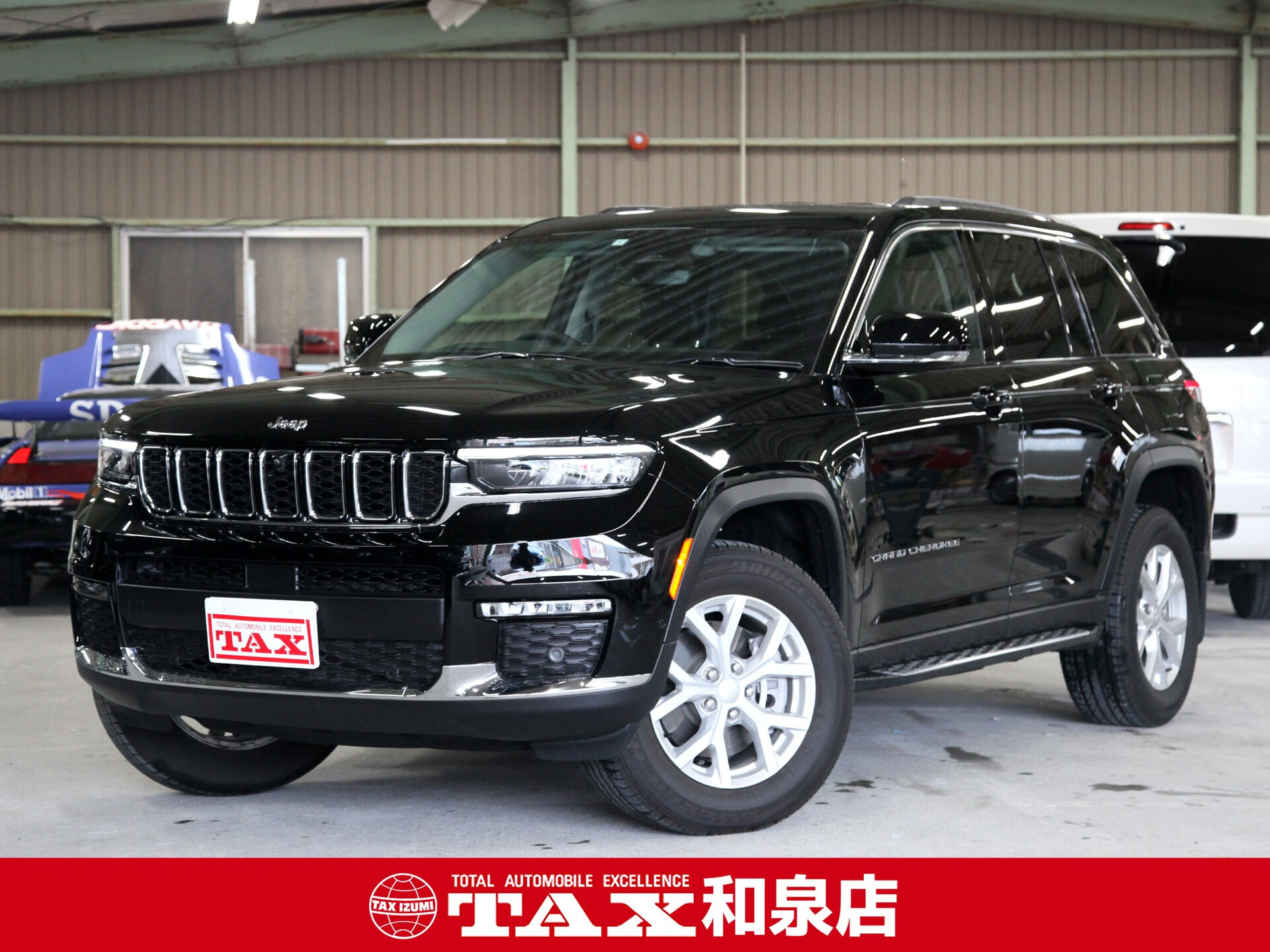 令和5年式 グランドチェロキー入庫しました🚗✨