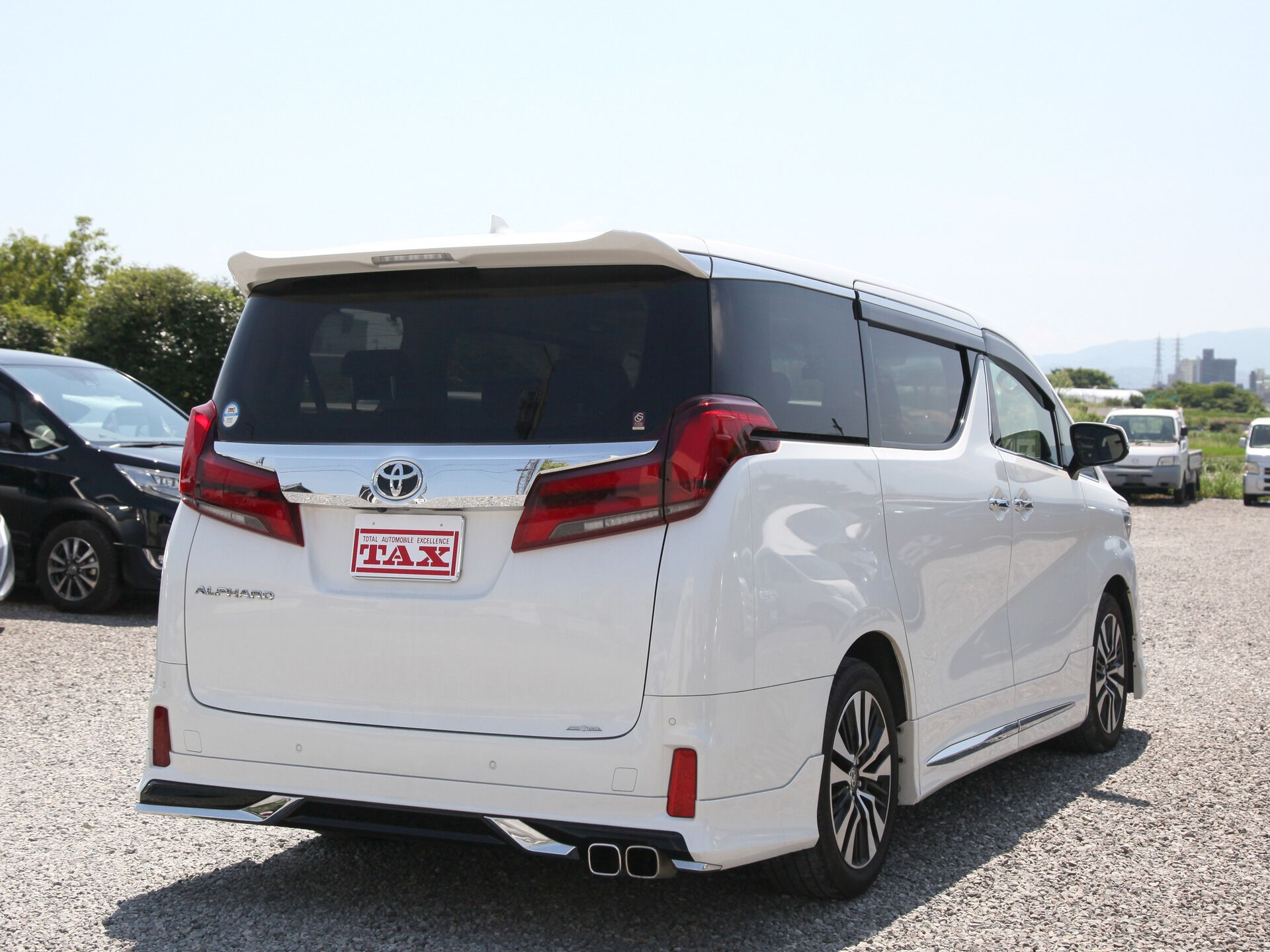 令和4年式 アルファード入庫しました🚗✨