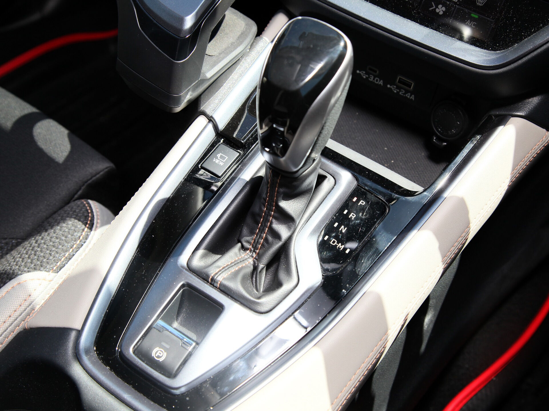 令和5年式 レヴォーグレイバック入庫しました🚗✨
