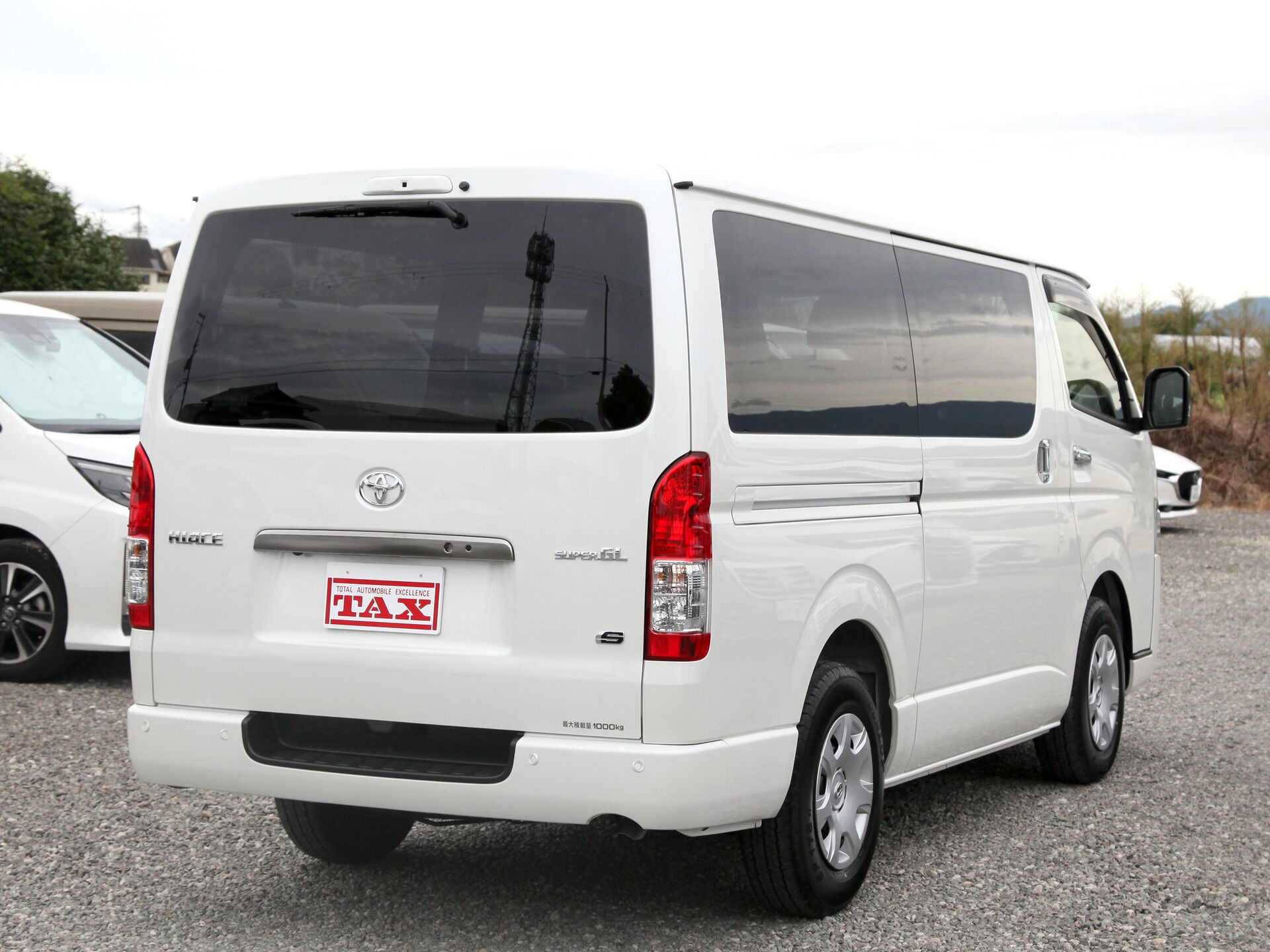 令和7年式 ハイエース入庫しました🚗✨