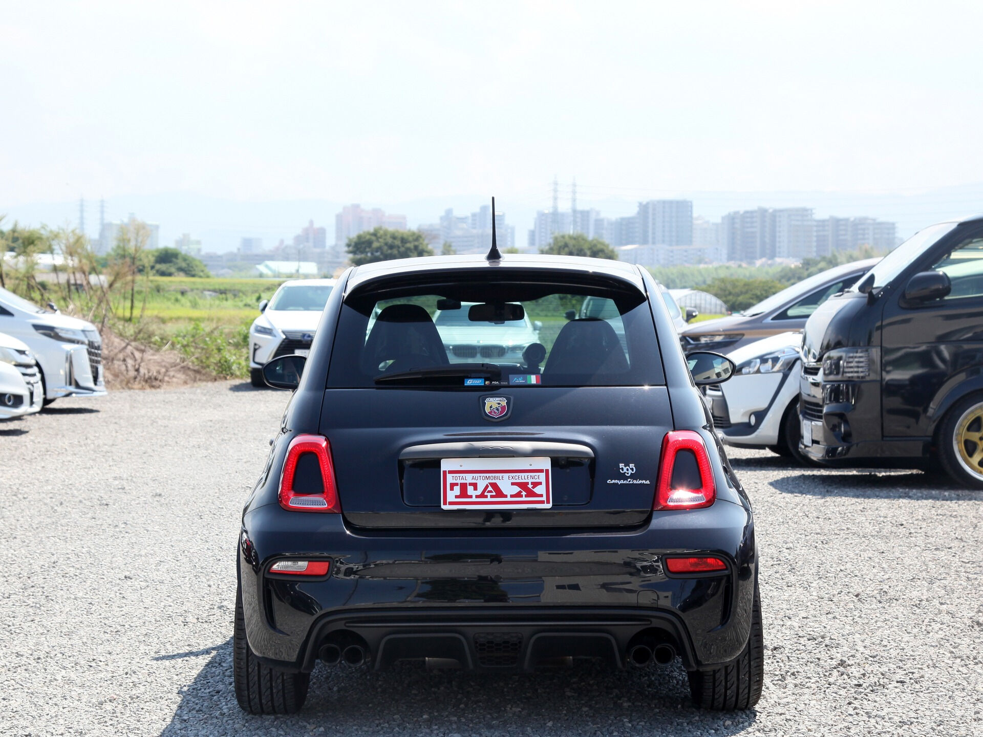 令和2年式 アバルト595入庫しました🚗✨