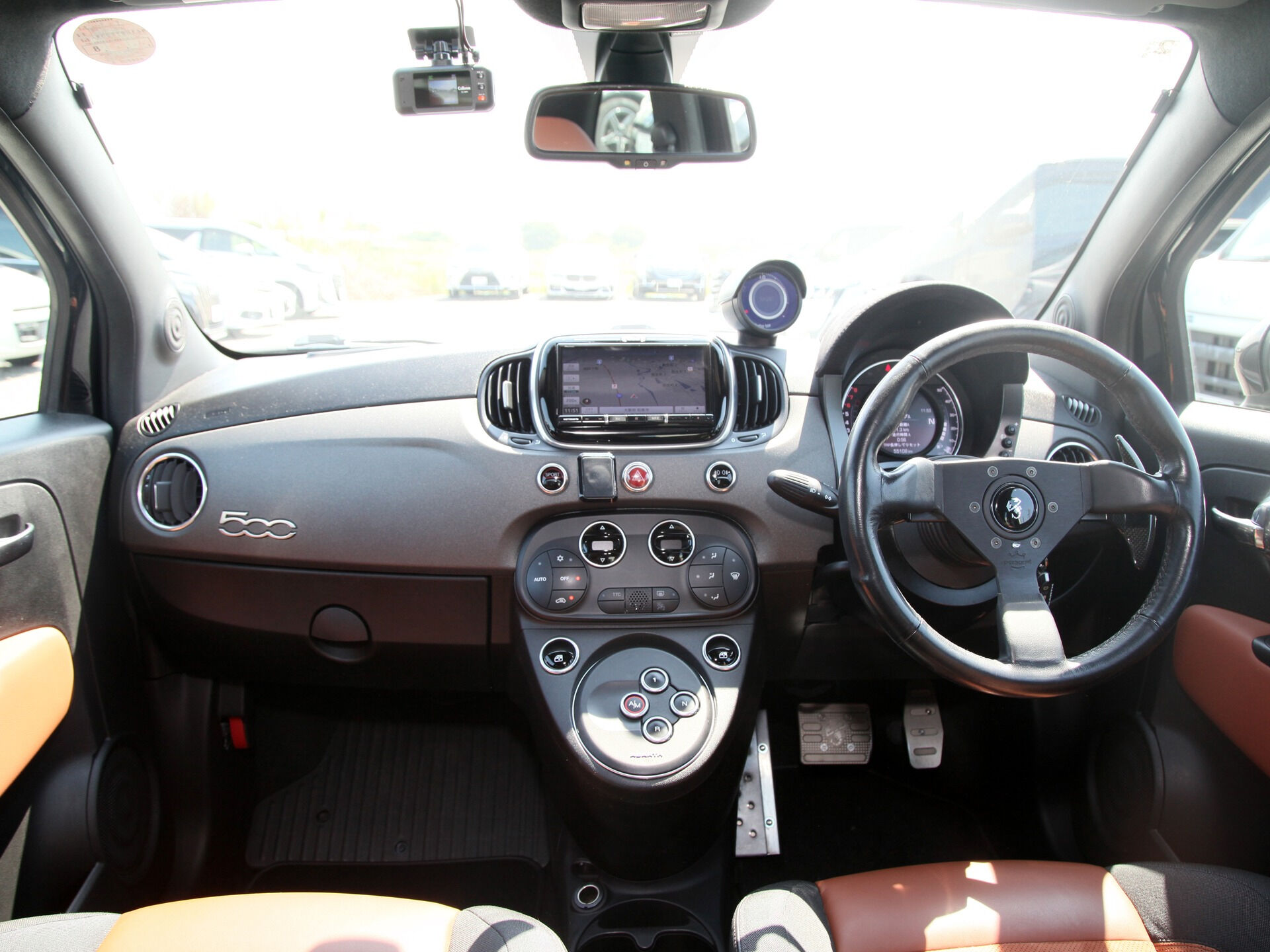 令和2年式 アバルト595入庫しました🚗✨