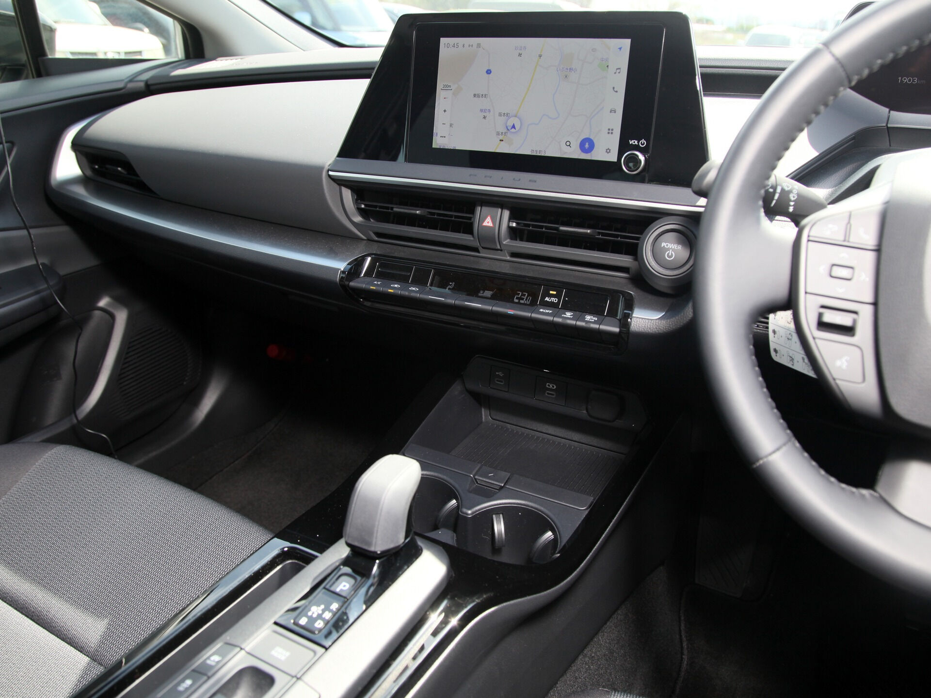 令和6年式 プリウス入庫しました🚗✨