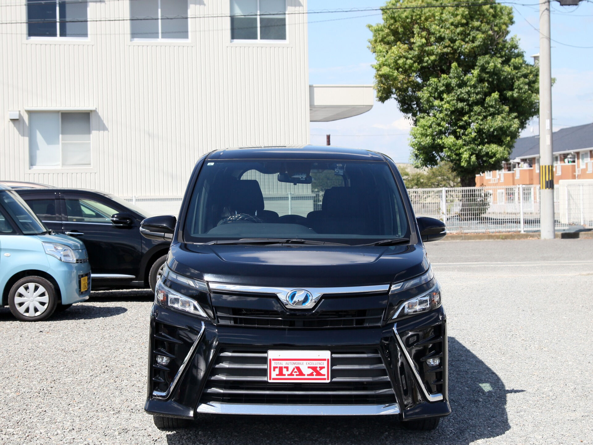 平成29年式 ヴォクシー入庫しました🚗✨