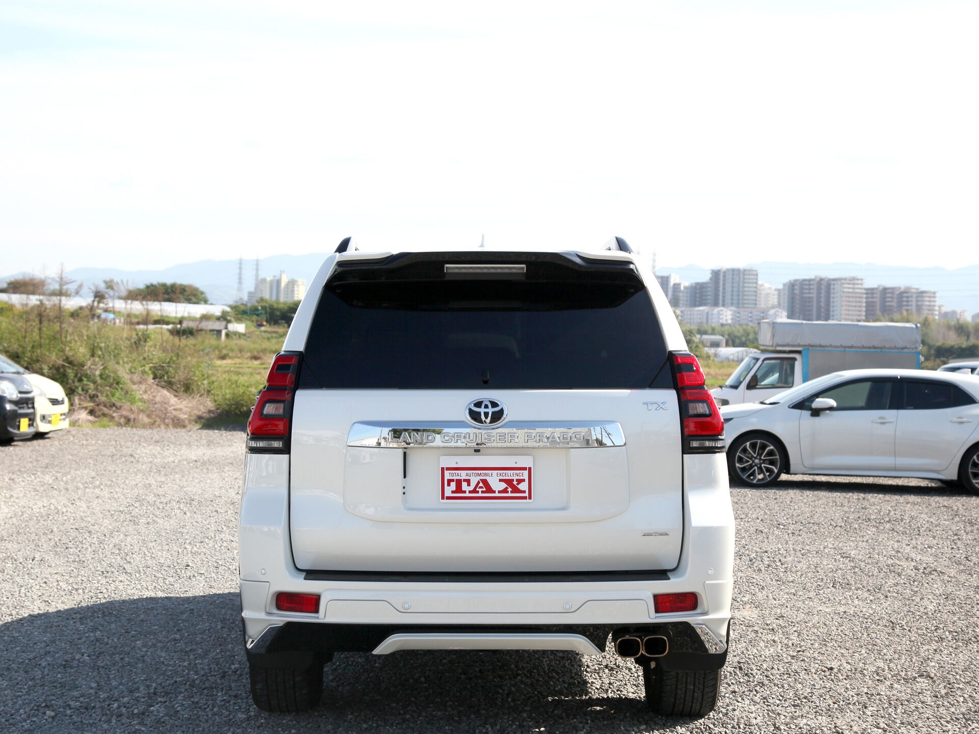 令和5年式 ランドクルーザープラド入庫しました🚗✨