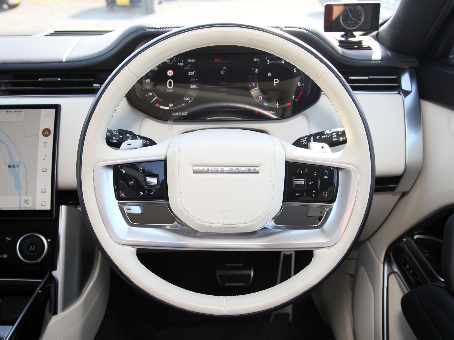 令和5年式 レンジローバー入庫しました🚗✨