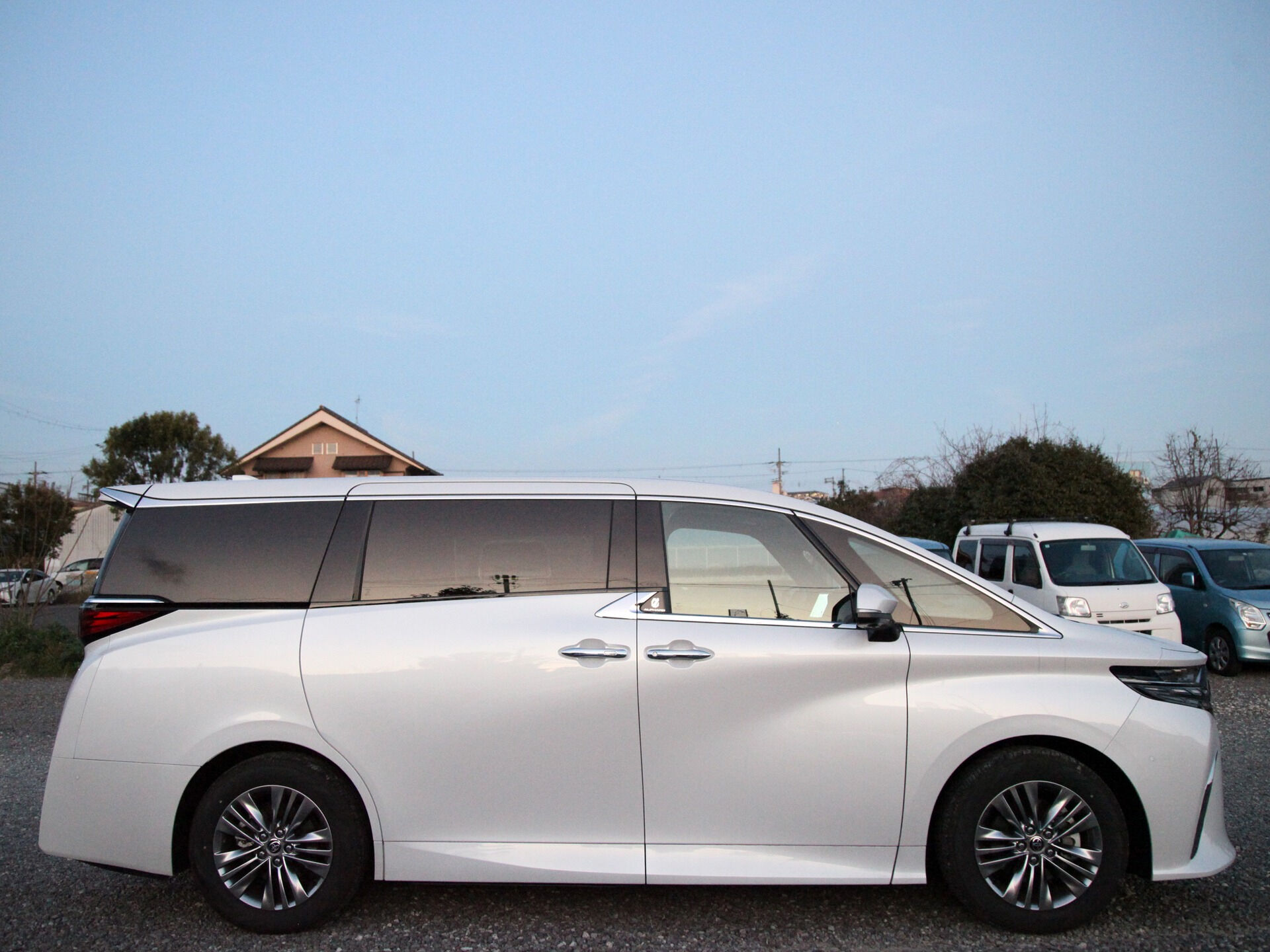 令和7年式 アルファードHV入庫しました🚗✨